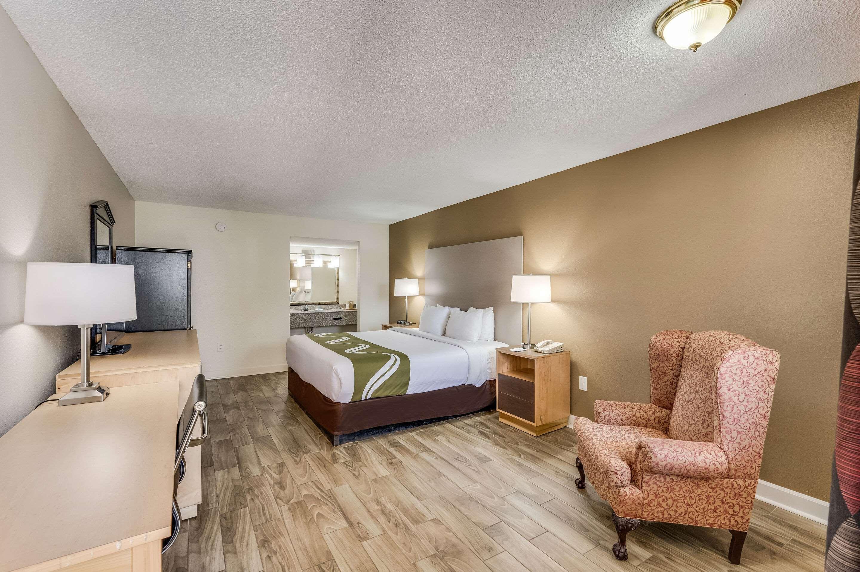 Quality Inn & Suites Hot Springs-Lake Hamilton Экстерьер фото