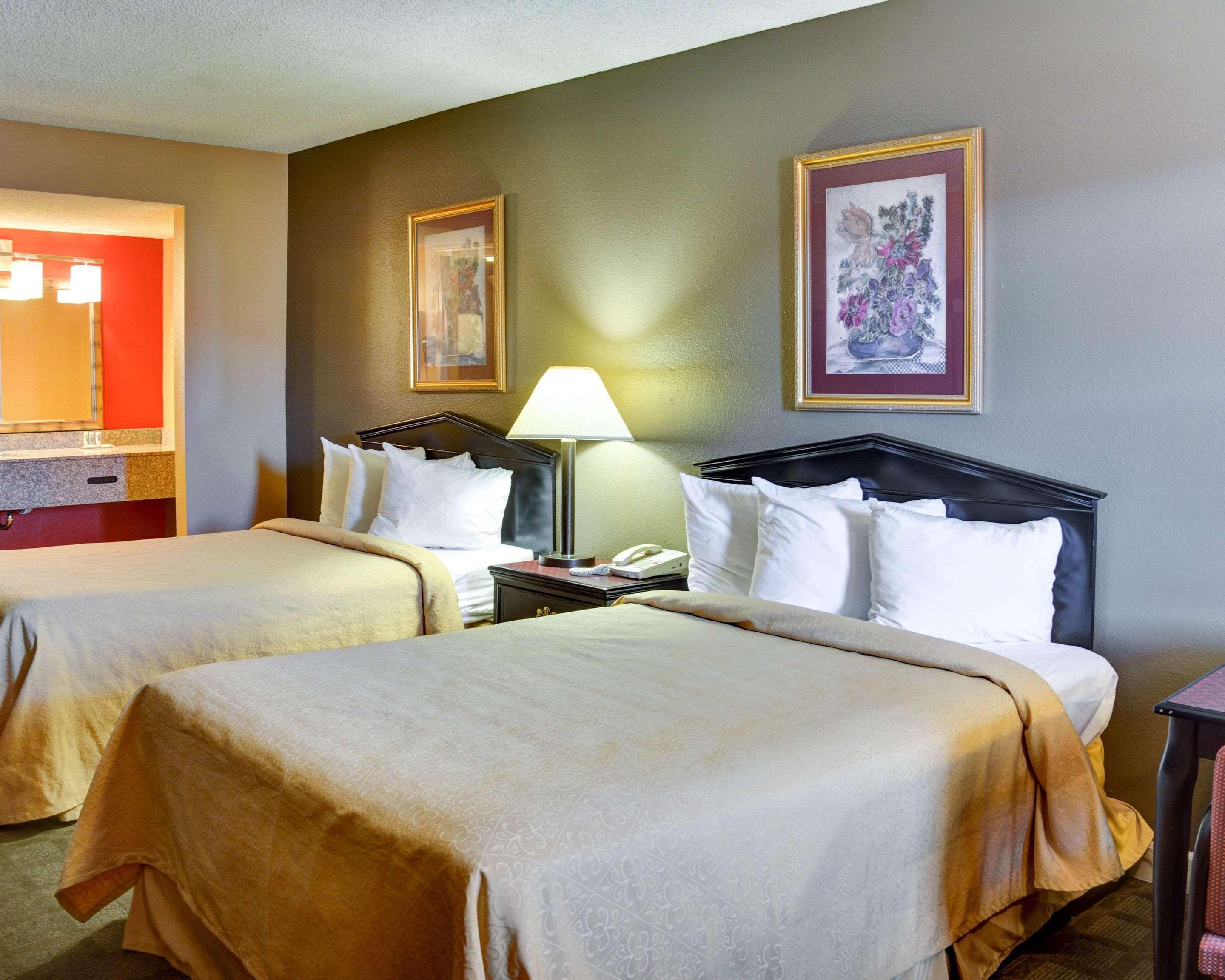 Quality Inn & Suites Hot Springs-Lake Hamilton Экстерьер фото