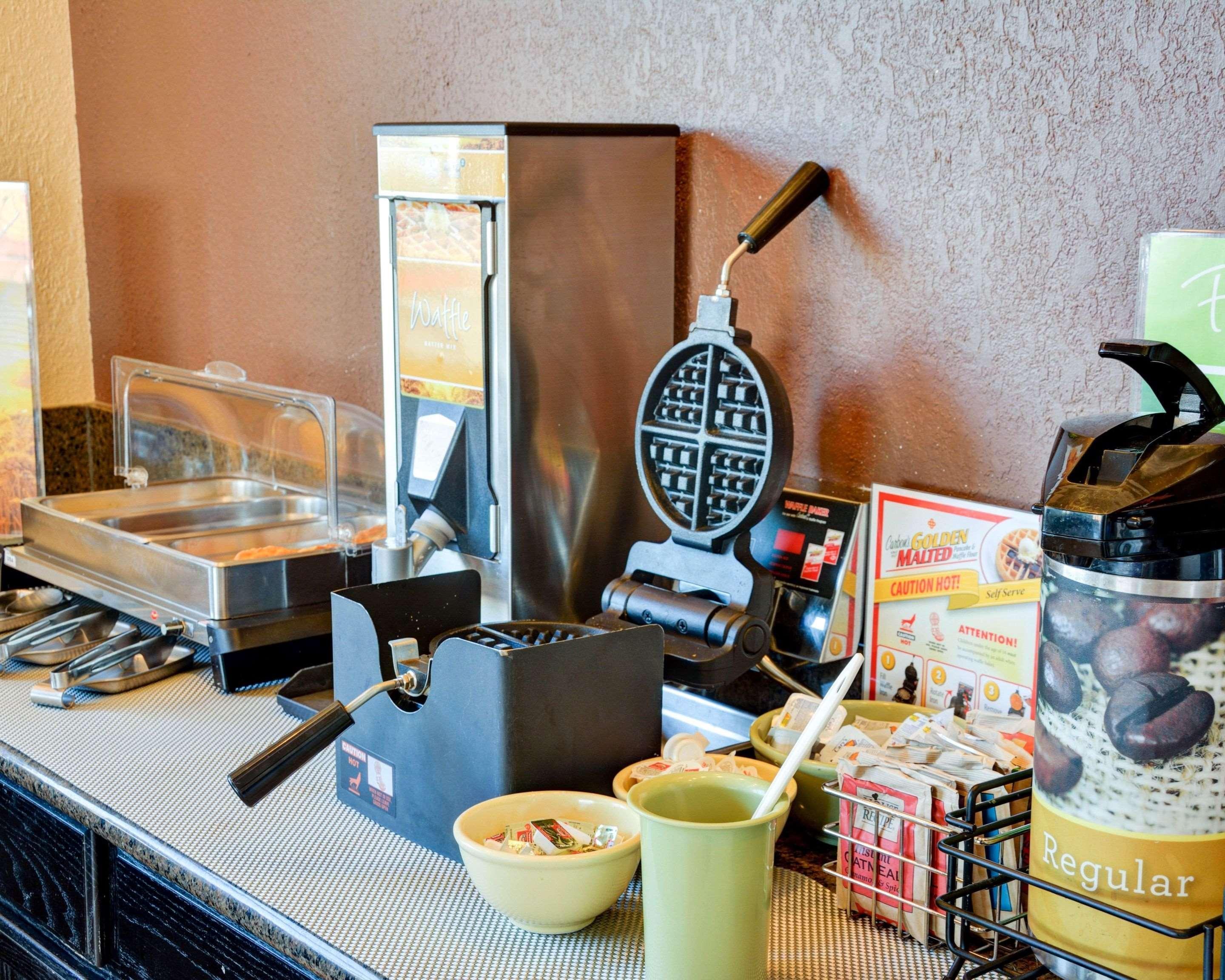Quality Inn & Suites Hot Springs-Lake Hamilton Экстерьер фото