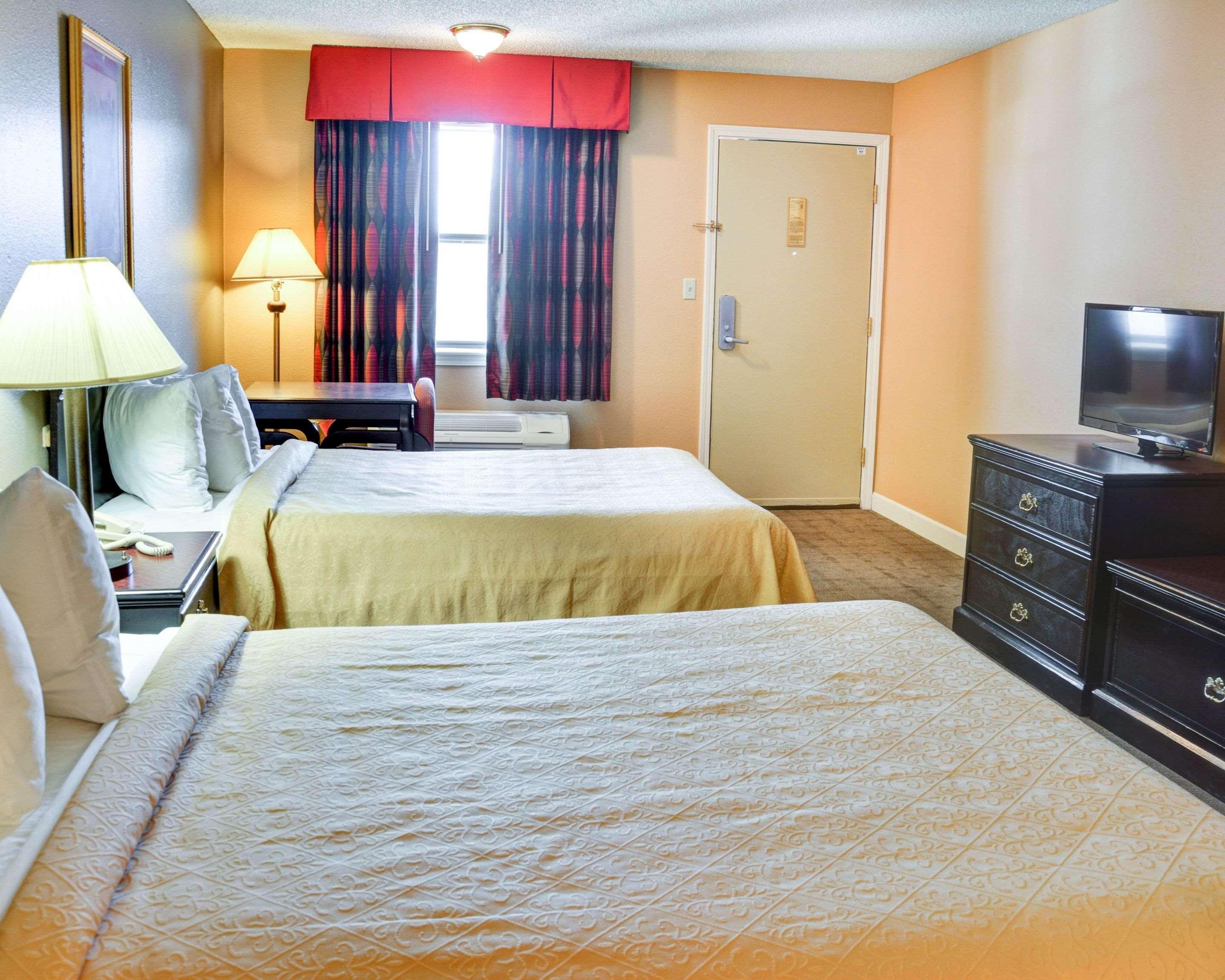 Quality Inn & Suites Hot Springs-Lake Hamilton Экстерьер фото