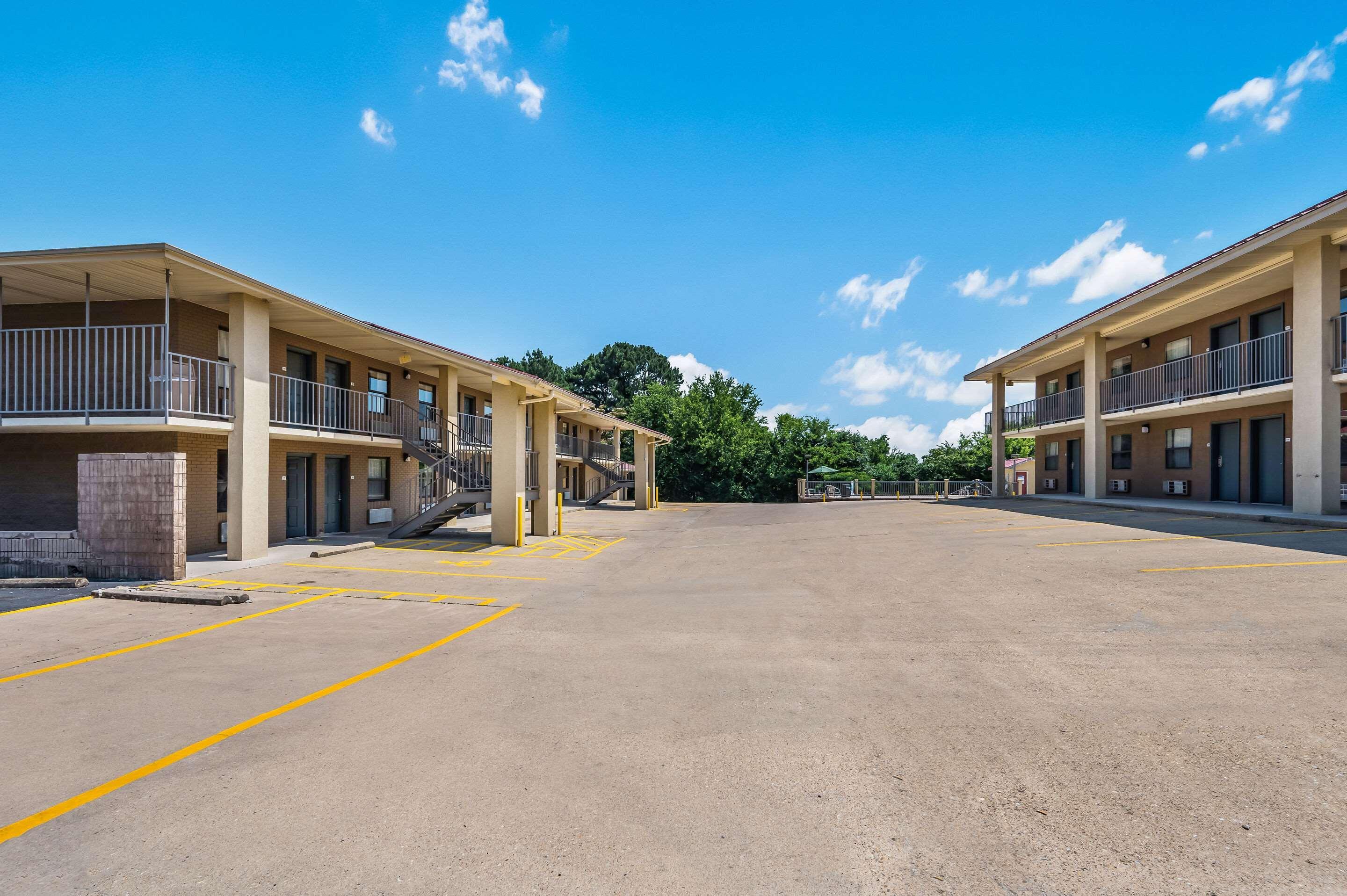 Quality Inn & Suites Hot Springs-Lake Hamilton Экстерьер фото